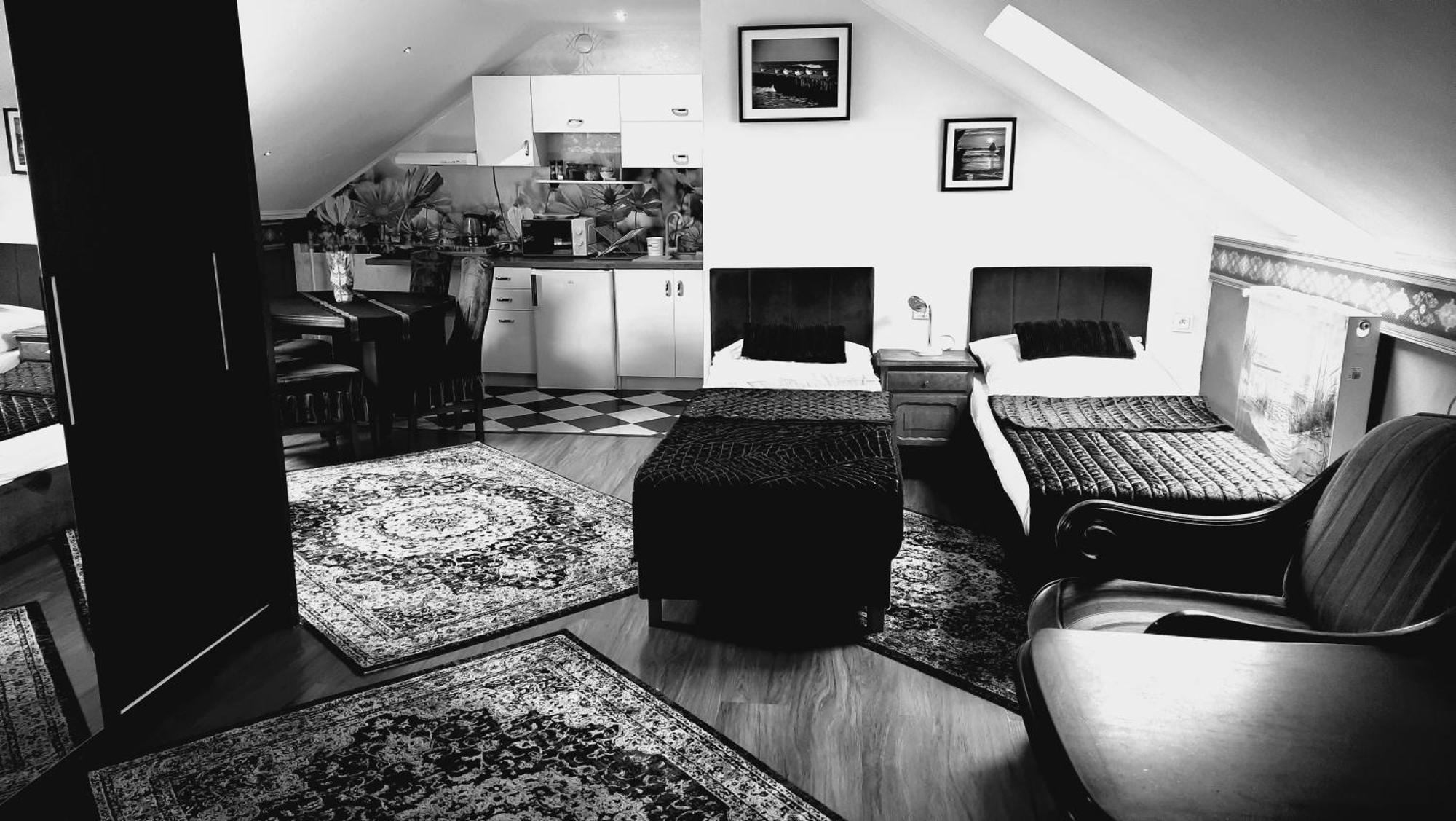 Hotel Rezydencja Rosa Przemyśl Kültér fotó